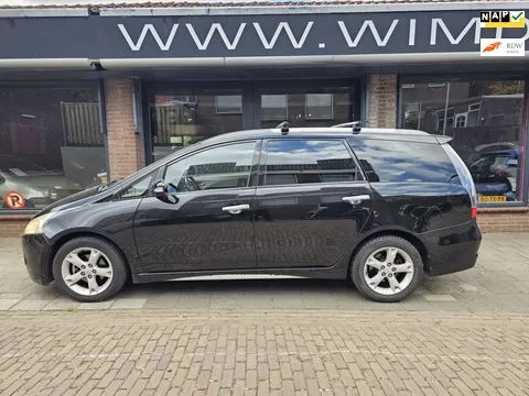 Mitsubishi Grandis 2.4-16V InSport 7 persoons