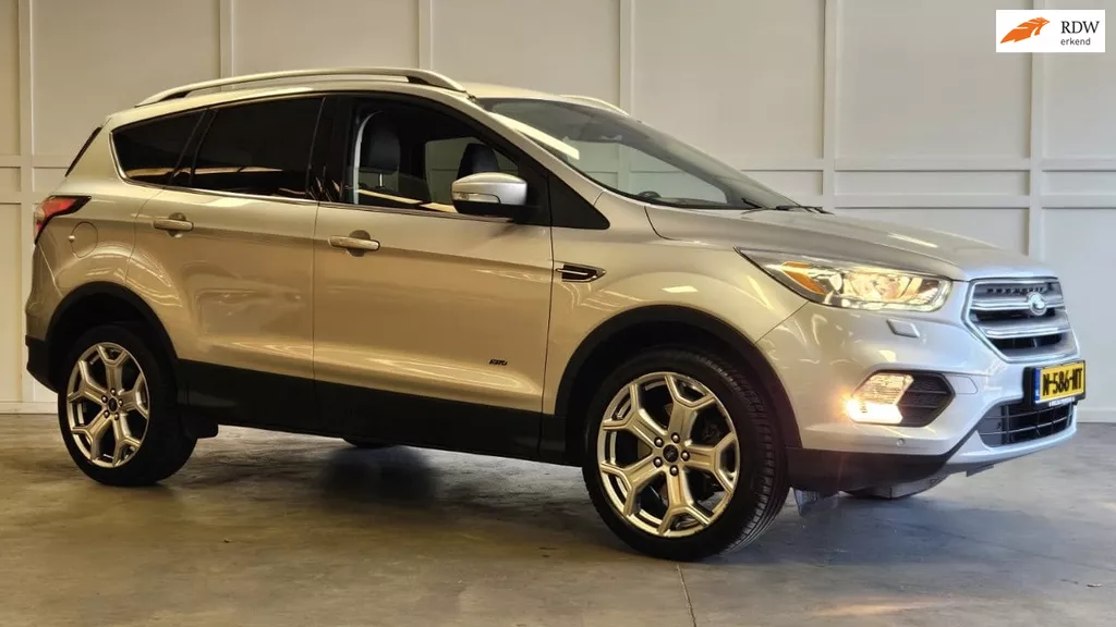 Ford Kuga 1.5 Titanium 4WD / Automaat /