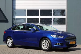 Ford Mondeo 1.5 Titanium 160pk Automaat Clima/Cruise/Keyless/PDC/Navi/Bluetooth/DAB/LED/16"LM/Trekhaak/1e.Eigenaar/Dealer/APK08-27