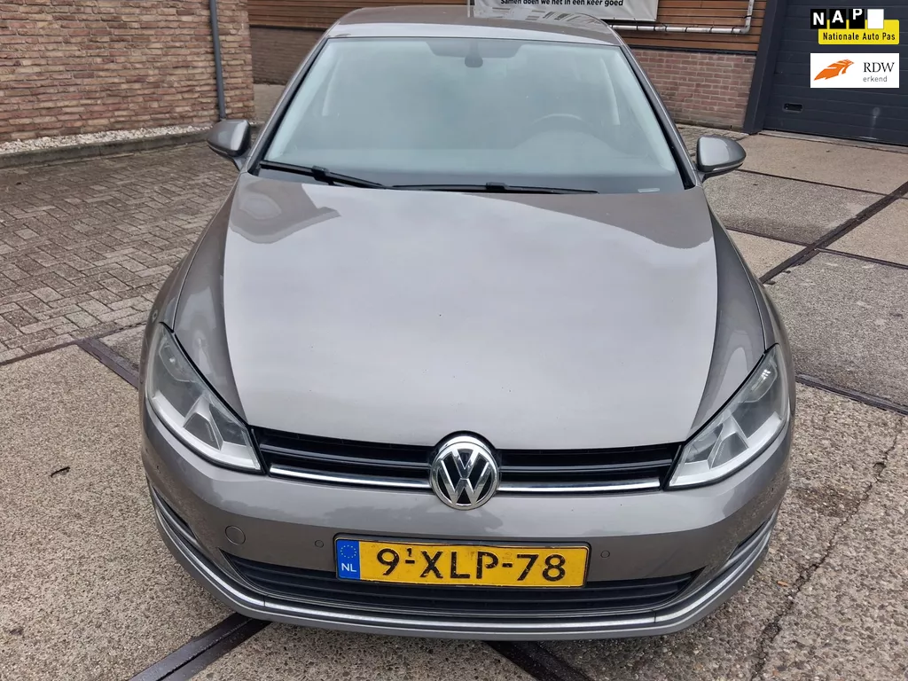 Volkswagen Golf 1.4 TSI ACT Highline -- storing dsg —-