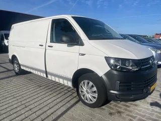 Volkswagen Transporter 2.0 TDI L2H1 DC