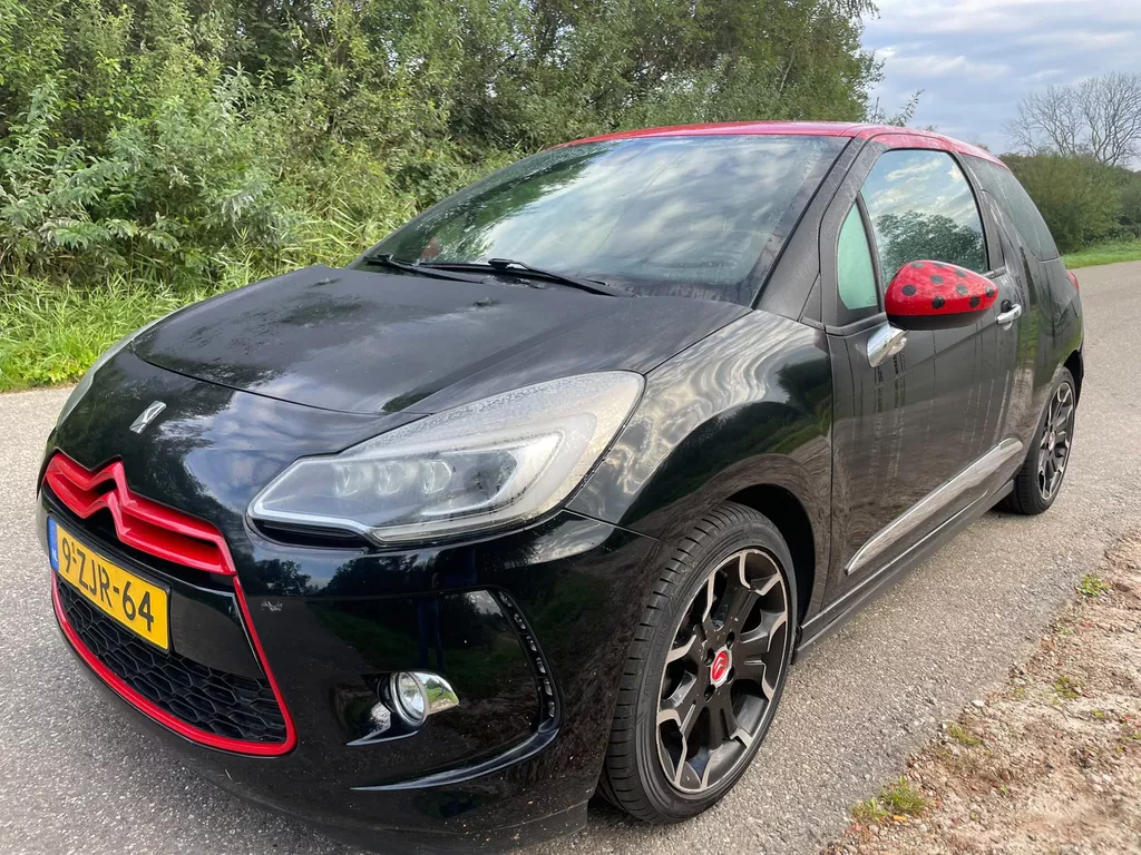 Citroen DS3 1.2 PureTech So Red