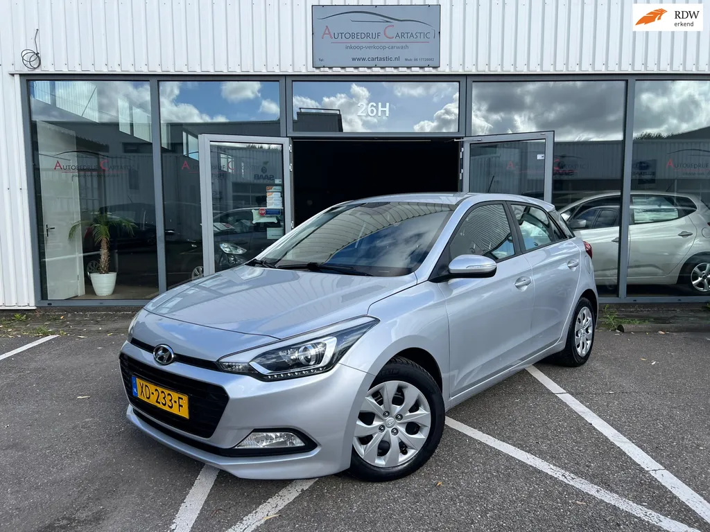 Hyundai I20 1.0 T-GDI Comfort NAVI | CRUISE | CLIMA | CAMERA | PDC | ONDERHOUDEN | NAP | APK |