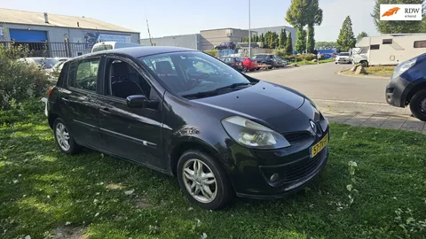 Renault Clio 1.4-16V Dynamique Luxe