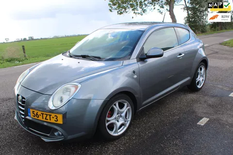 Alfa Romeo MiTo 1.4 T // AUTOMAAT // Distinctive