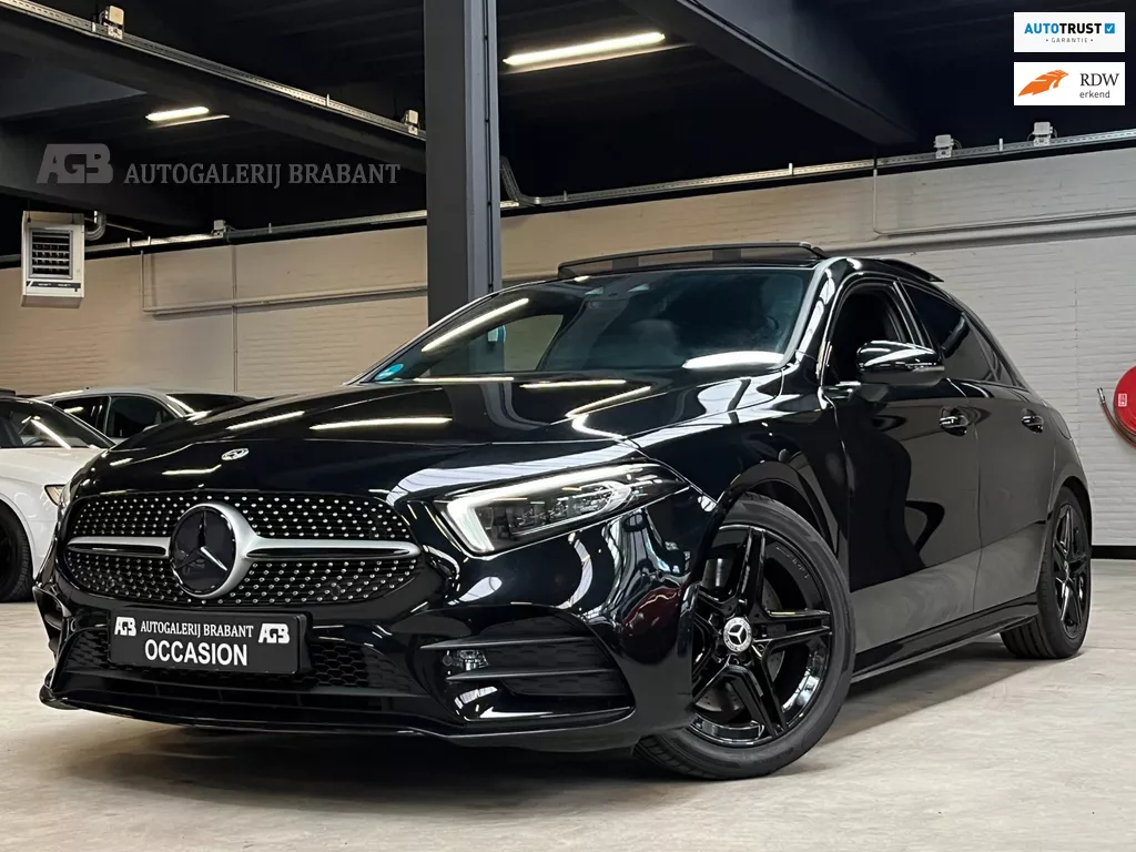 Mercedes-Benz A-klasse A 250 AMG Pano/Sfeer/CarPlay/Automaat