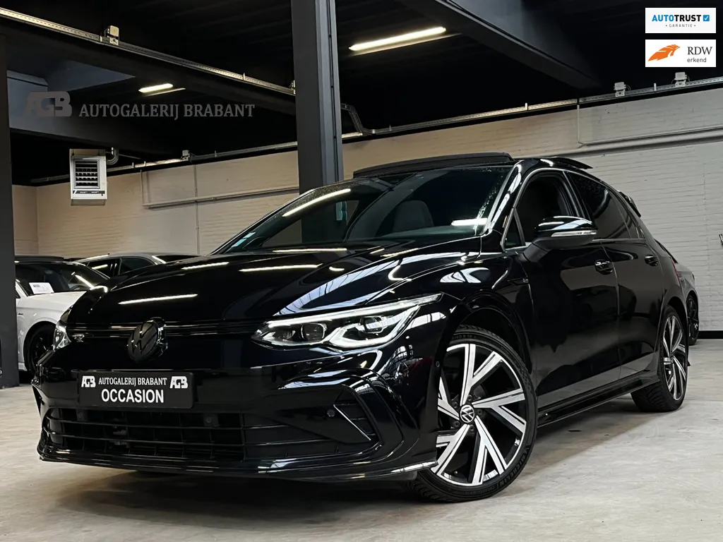 Volkswagen Golf 1.5 TSI R-Line #Pano/PDC-CAM/Sfreer/CarPlay
