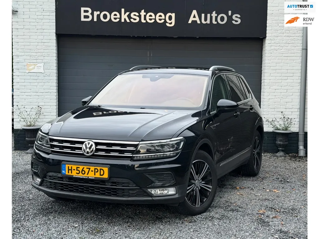 Volkswagen Tiguan 1.4 TSI ACT Highline Led Trekhaak Digitaaldash Elekklep