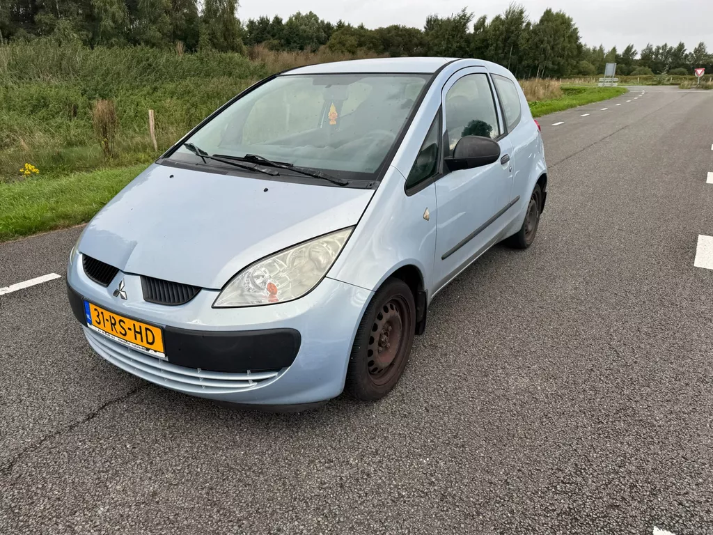 Mitsubishi Colt 1.3 Inform ,Nieuwe apk , Inruil mogelijk!