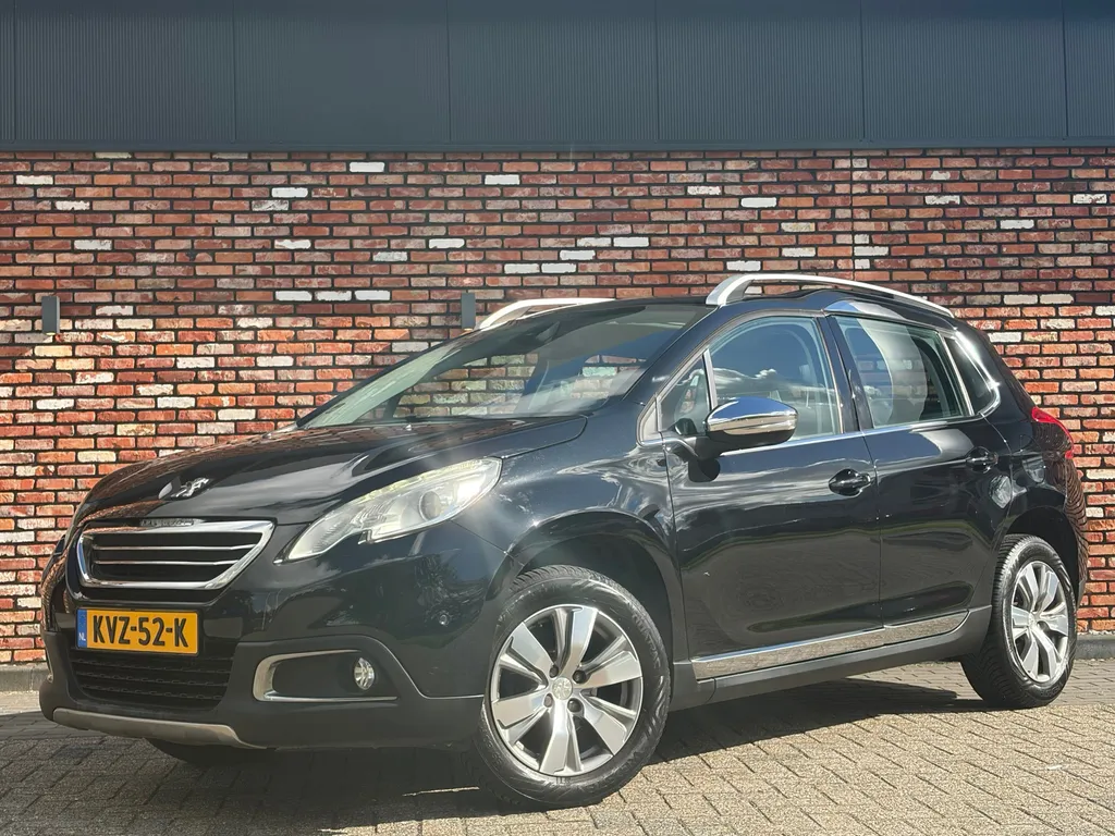 Peugeot 2008 1.2 PureTech Allure Pano Nav/Cruise Pdc Clima Hoogzitter!