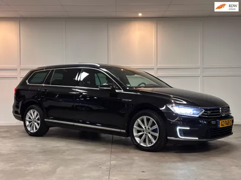 Volkswagen Passat Variant 1.4 TSI GTE Highline / Pano / Cruise / Navi /