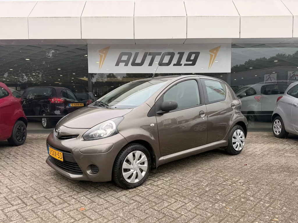 Toyota Aygo 1.0 VVT-i Now
