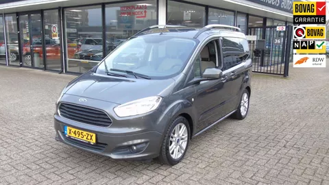Ford TOURNEO COURIER 1.0 Titanium