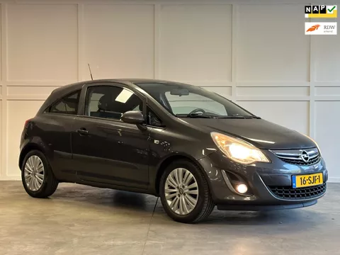 Opel Corsa 1.4-16V Edition / 2011 / Navi / Cruise /