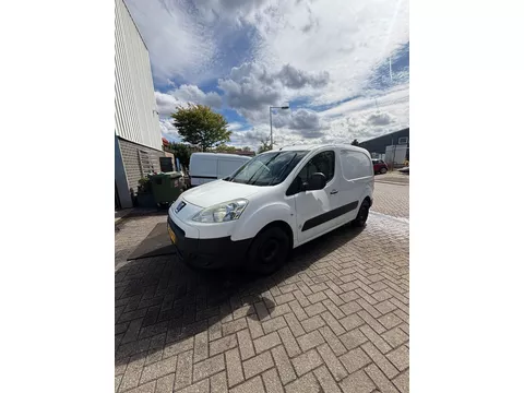 Peugeot Partner 120 1.6 HDI L1 XT '' MOTOR DEFECT "