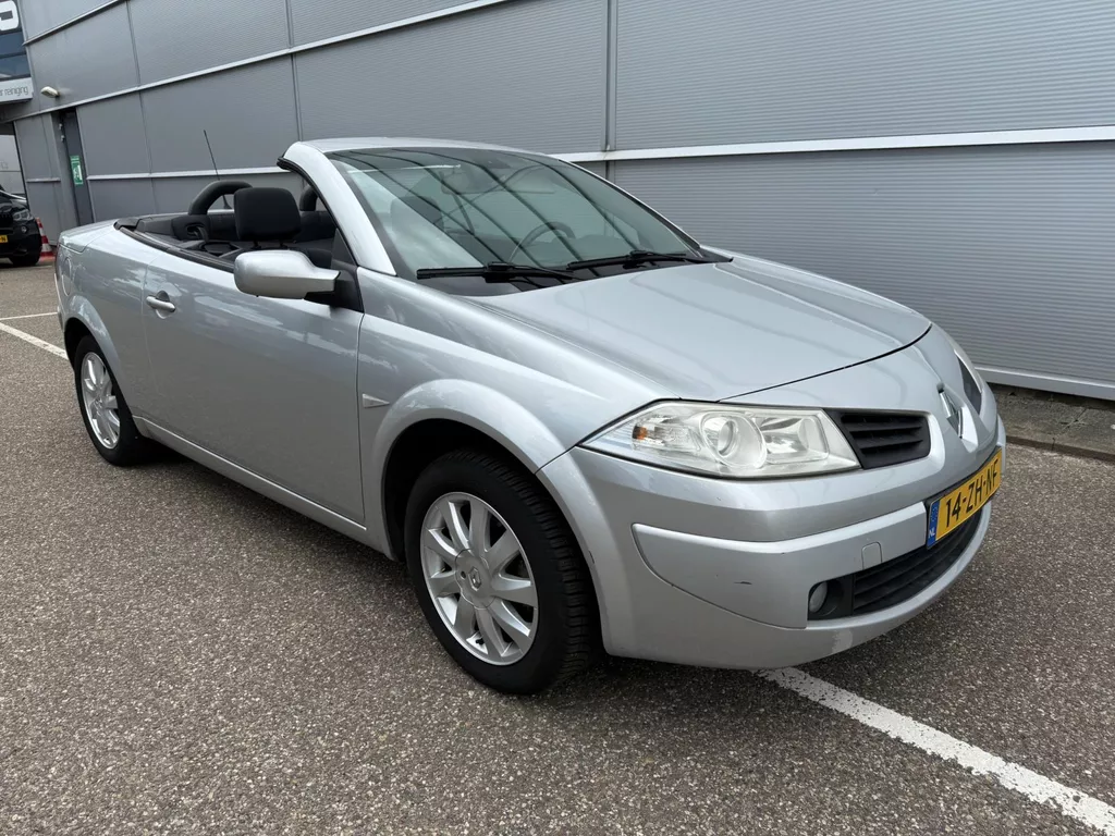 Renault Mégane Coupé-Cabriolet 1.6-16V Dynamique youngtimer