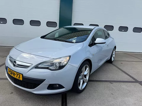 Opel Astra GTC 1.4 Turbo Sport