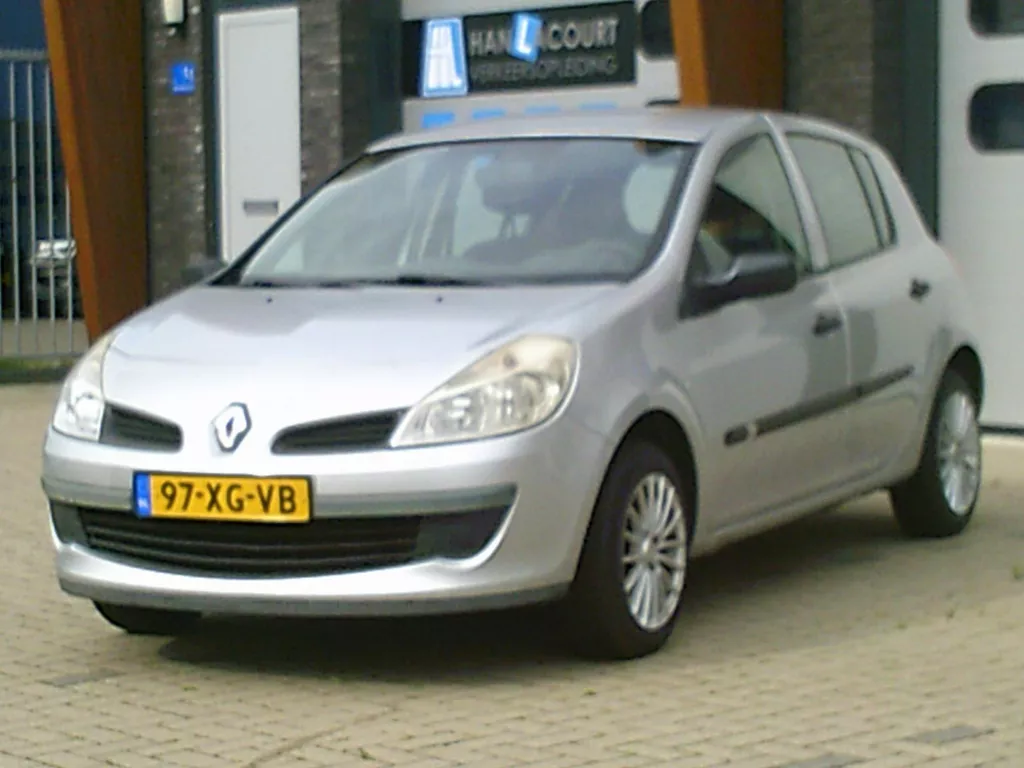 Renault Clio 1.2-16V Authentique Nwe Distr Riem, Banden & Apk Airco LMV