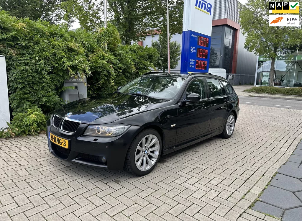 BMW 3-serie Touring 318i Business Line