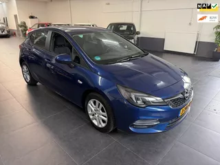 Opel Astra 1.2 Business Executive