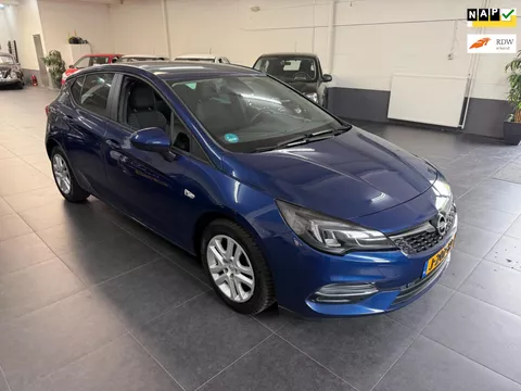 Opel Astra 1.2 Business Executive