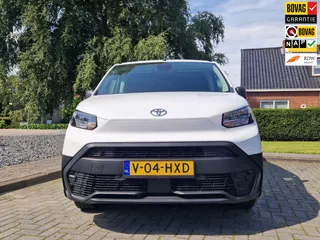 Toyota ProAce PRO-ACE CITY 1.5 D-4D L1 Challenger. Trekhaak. Apple Carplay