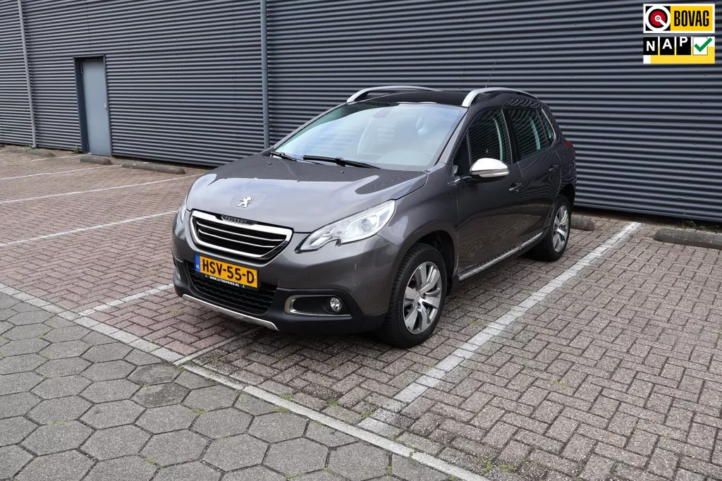 Peugeot 2008 1.2 VTi Access Pano Leder Navi Cruise PDC Airco Garantie