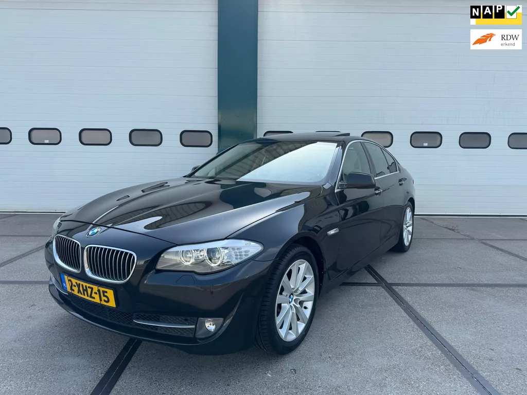 BMW 5-serie 528i High Executive