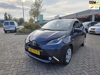Toyota Aygo 1.0 VVT-i x-play|AIRCO|CAMERA|NAP|