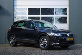Volkswagen Tiguan 1.4 TSI ACT Highline 150pk DSG ACC/LaneAssist/Stoelverwarming/PDC/Apple/Android/Navi/Bluetooth/AUX.USB/LED/17"LM