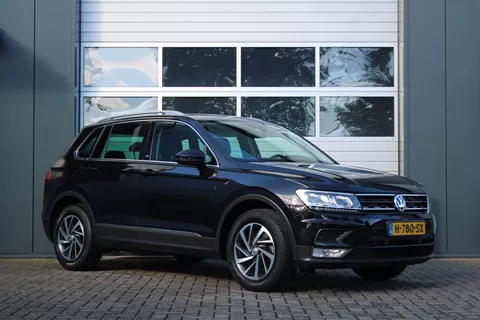 Volkswagen Tiguan 1.4 TSI ACT Highline 150pk DSG ACC/LaneAssist/Stoelverwarming/PDC/Apple/Android/Navi/Bluetooth/AUX.USB/LED/17"LM