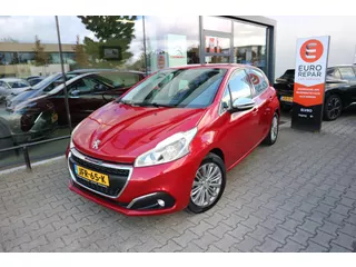 Peugeot 208 1.2 PureTech Allure 110PK CRUISE CLIMA PDC V+A LMV RIJKLAARPRIJS!!