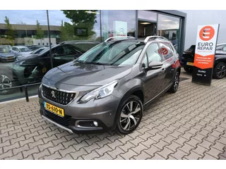 Peugeot 2008 1.2 PureTech Allure Pack Premium Plus 130PK NAVI LEDER PANORAMA CAMERA 17INCH RIJKLAARPRIJS!!