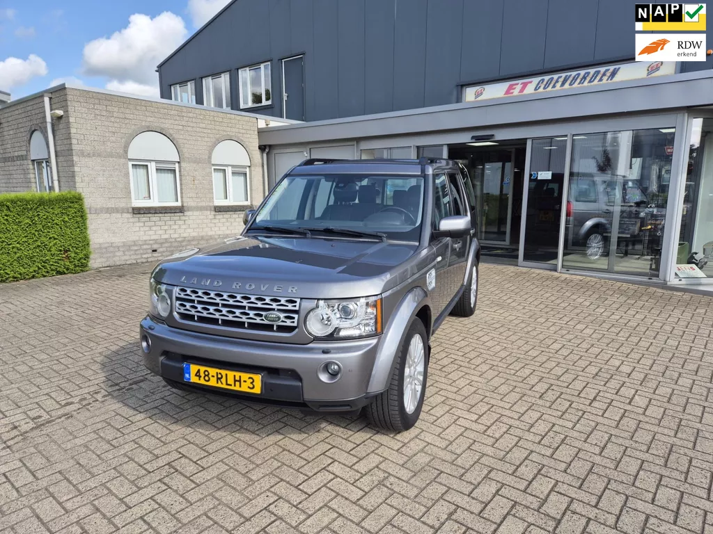 Land Rover Discovery 3.0 SDV6 Black&White