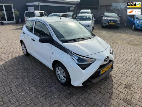 Toyota Aygo 1.0 VVT-i x-fun