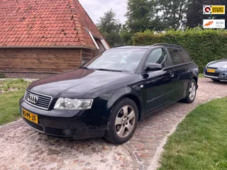 Audi A4 Avant 2.0-APK 10 2025-