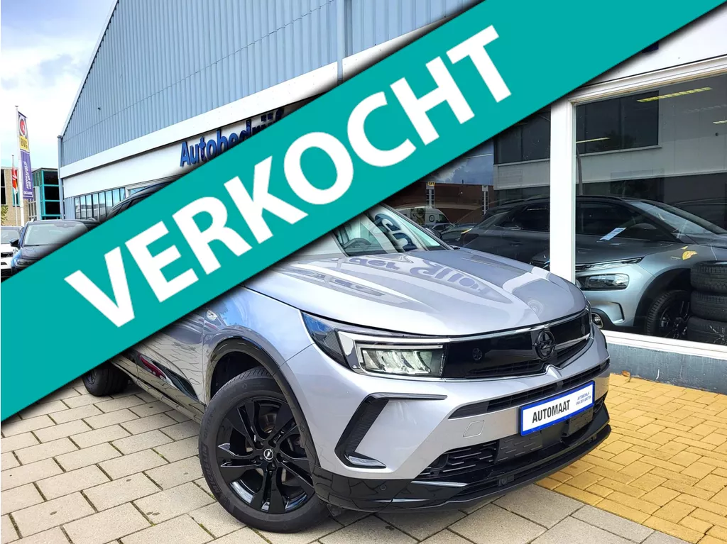 Opel Grandland 1.2 Turbo Ultimate / Carplay & Android / Camera /