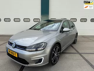 Volkswagen Golf 1.4 TSI GTE Pano! Leder!