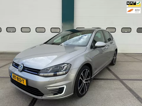 Volkswagen Golf 1.4 TSI GTE Pano! Leder!