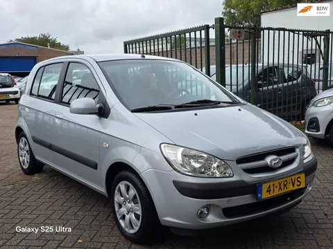 Hyundai Getz 1.4i Active Joy 1e eigenaar nw apk airco trekhaak elektrische ramen cv op afs