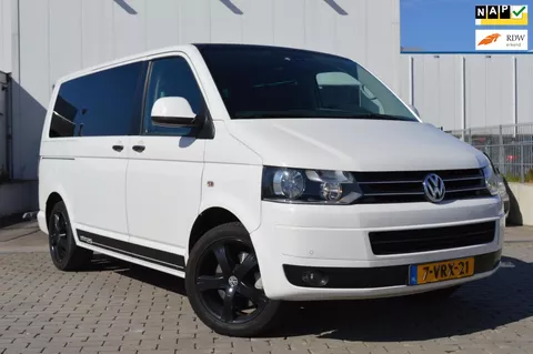 Volkswagen Transporter Multivan 2.0 TDI HighL DubbCab AUTOMT