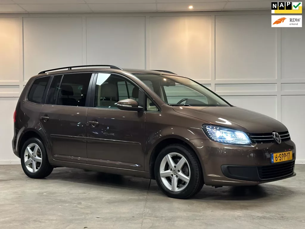Volkswagen Touran 1.2 TSI Comfortline / Navi / Cruise / 2013