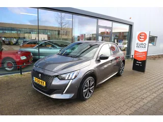 Peugeot 208 1.2 PureTech GT Pack NAVI CAMERA KEYLESS FULL LED 17 INCH RIJKLAARPRIJS!!!!