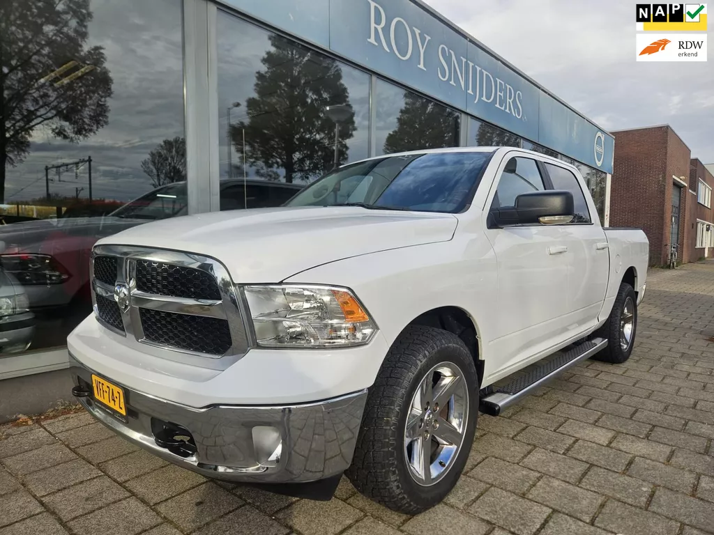 Dodge Ram 1500 5.7 V8 Quad Cab 6'4 Laramie - NL - Carplay