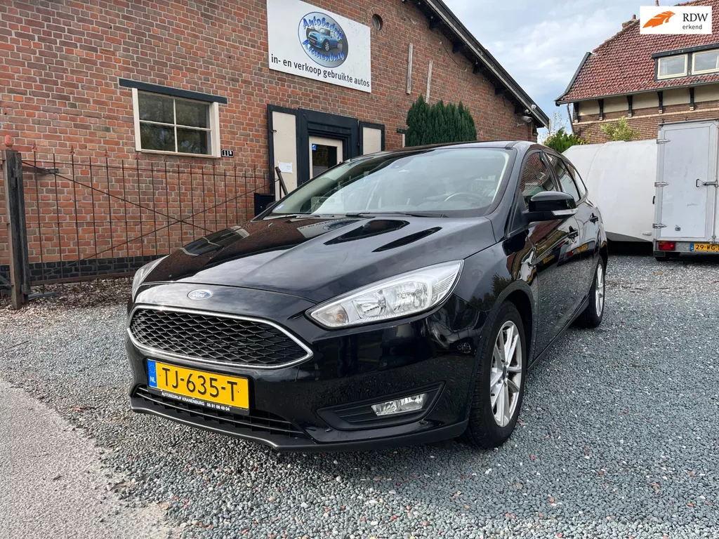 Ford Focus Wagon 1.0 Titanium ( Climate controle + Elektrische ramen + Nieuwe apk )