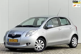 Toyota Yaris 1.3 VVTi Sol MMT 5 DEURS AUTOMAAT AIRCO NAP LAGE KILOMETERSTAND IN NIEUWSTAAT AUTO