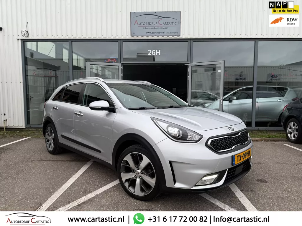 Kia Niro 1.6 GDi Hybrid BusinessLine KEYLESS | ADAPTIEF CRUISE | LEDER | STUUR/STOEL VERWARMING | VOLLEDIG DEALER ONDERHOUDEN | NA