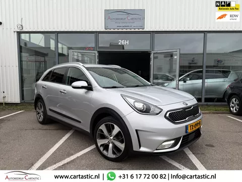 Kia Niro 1.6 GDi Hybrid BusinessLine KEYLESS | ADAPTIEF CRUISE | LEDER | STUUR/STOEL VERWARMING | VOLLEDIG DEALER ONDERHOUDEN | NA