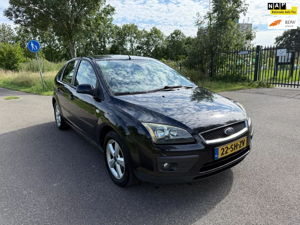 Ford Focus 1.6-16V Futura Airco Cruise Control Multi Media Electrische Ramen