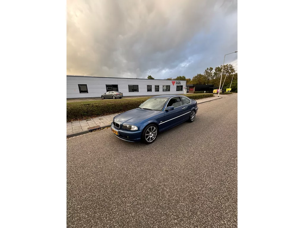 BMW 3-serie Coupé 318Ci Executive " AUTO is van de 1e EIGENAAR "